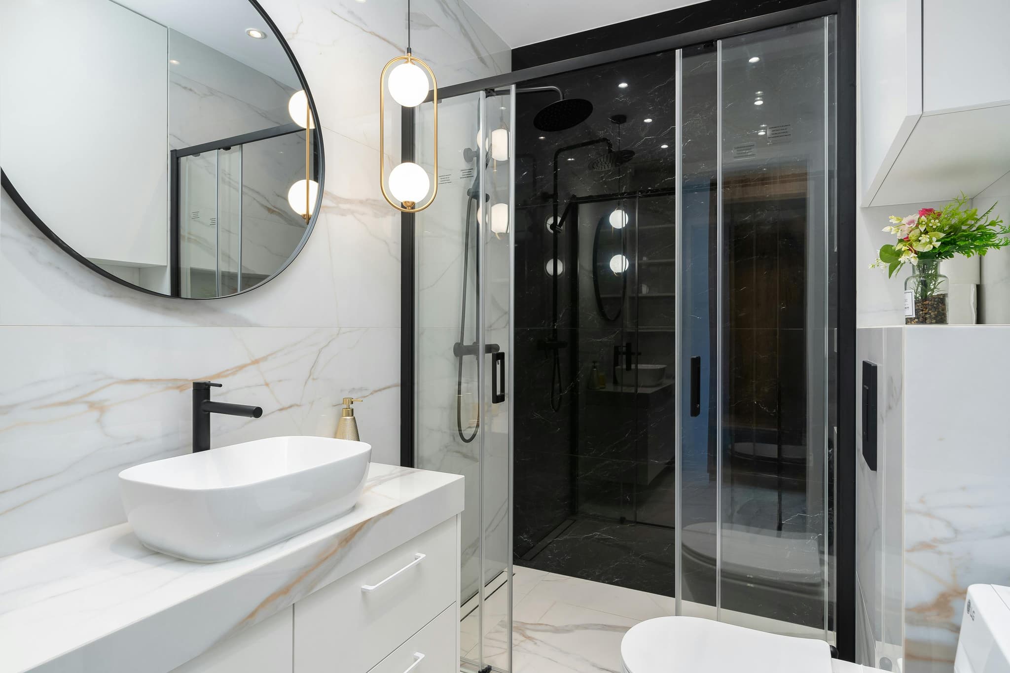 sonni Spiegelschrank – die perfekte Mischung aus Stil und Funktion